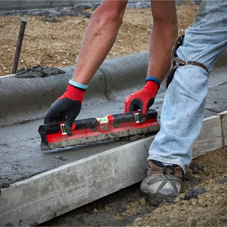 Milwaukee 120cm REDSTICK™ Concrete level