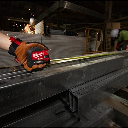 Milwaukee 7.5m LED Magnetic Tape Measure