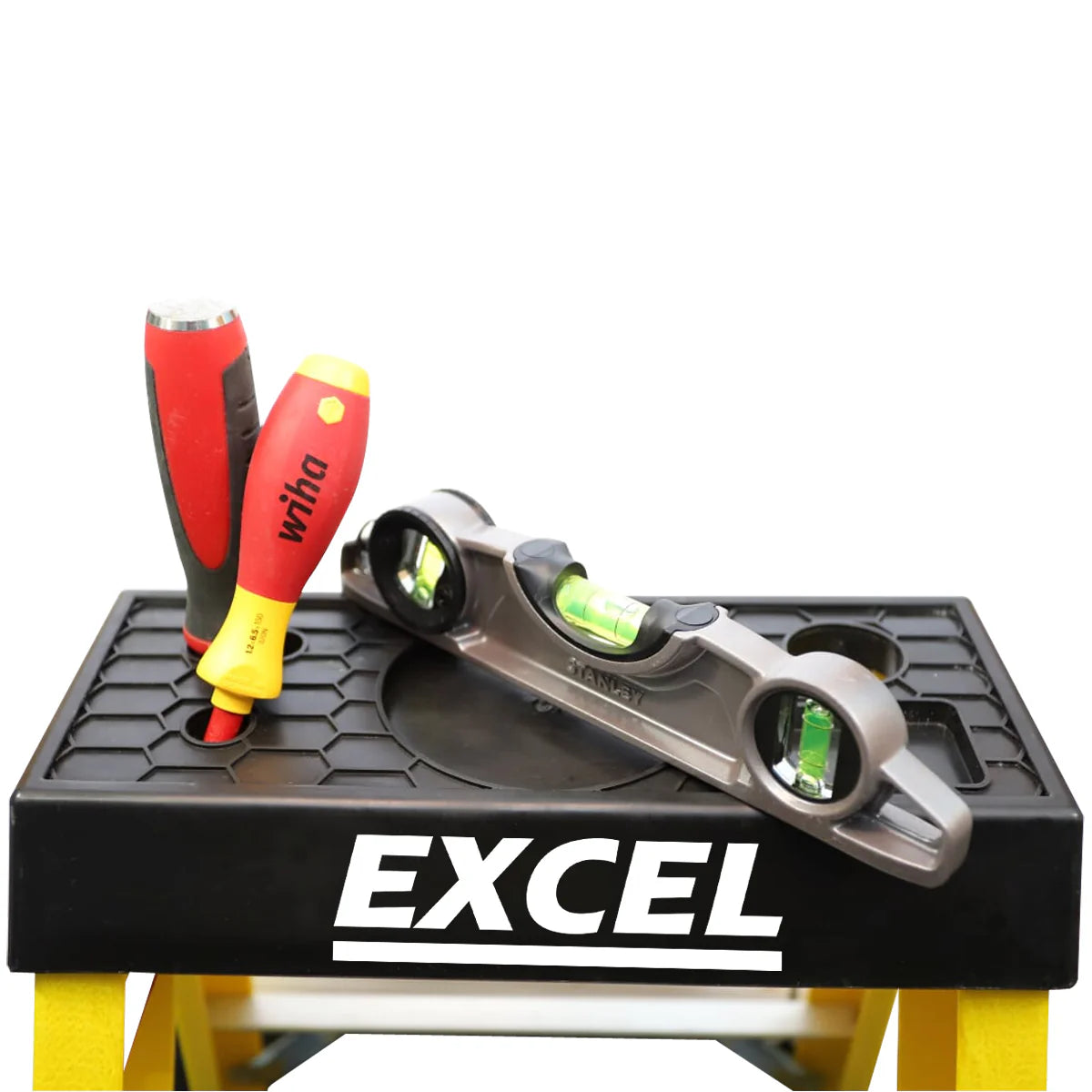 Excel 7403 3 Tread Fibregalss Ladder 0.76m