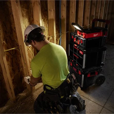 Milwaukee M12™ PACKOUT™ Area Light 1400 Lumens