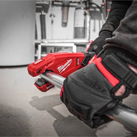 Milwaukee M12™ RAPTOR™ Stainless Steel Pipe Cutter (Body Only)